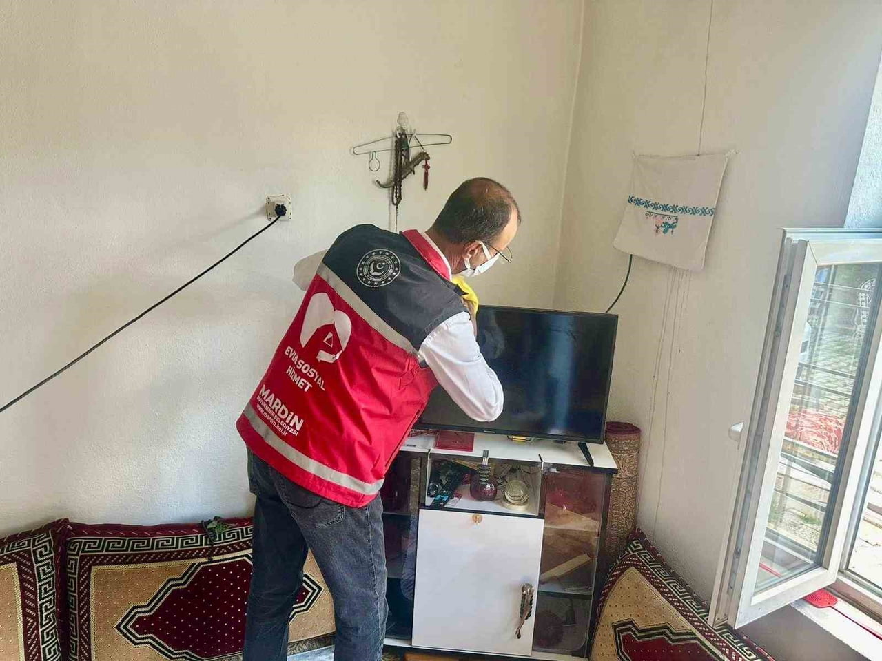 MARDİN BÜYÜKŞEHİR BELEDİYESİ ENGELLİ VE YAŞLI HİZMETLERİ DAİRE BAŞKANLIĞI TARAFINDAN, YAŞLI DESTEK...