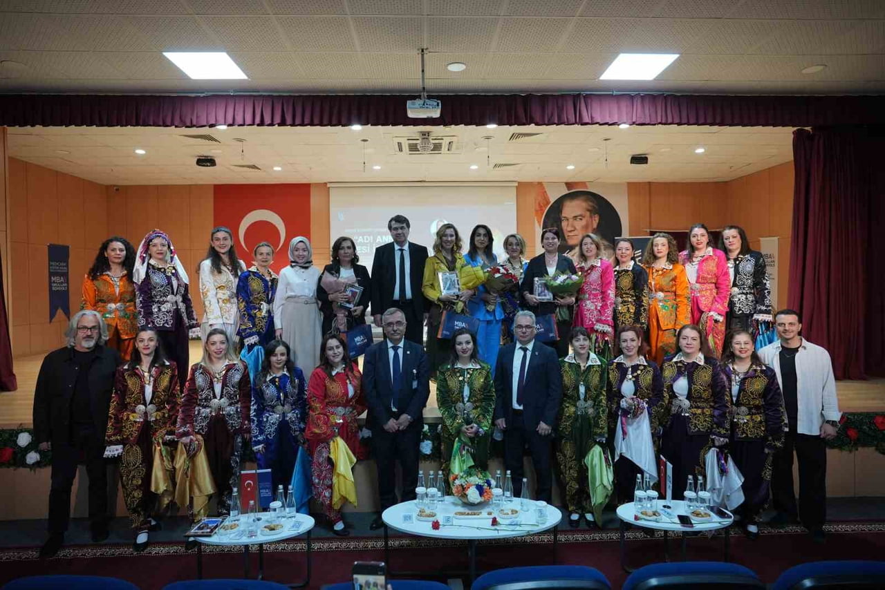 MEDİCANA ÇAMLICA HASTANESİ, ANNELER GÜNÜ KAPSAMINDA "İSMİNİ VERMEK İSTEMEYEN SÖYLEŞİ: ADI ANNE...