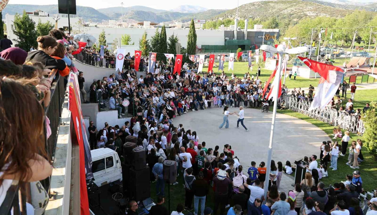 MENTEŞE BELEDİYESİ, 19 MAYIS ATATÜRK'Ü ANMA, GENÇLİK VE SPOR BAYRAMI'NI DANS GÖSTERİLERİ, ÇEVRE...