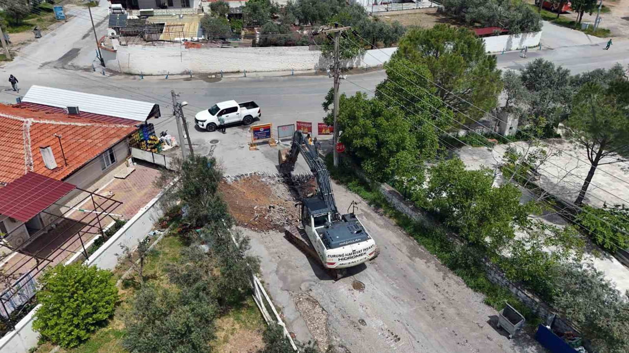 MENTEŞE BELEDİYESİ VE MUĞLA BÜYÜKŞEHİR BELEDİYESİNİN KOORDİNELİ OLARAK YÜRÜTTÜĞÜ ÇALIŞMALAR...