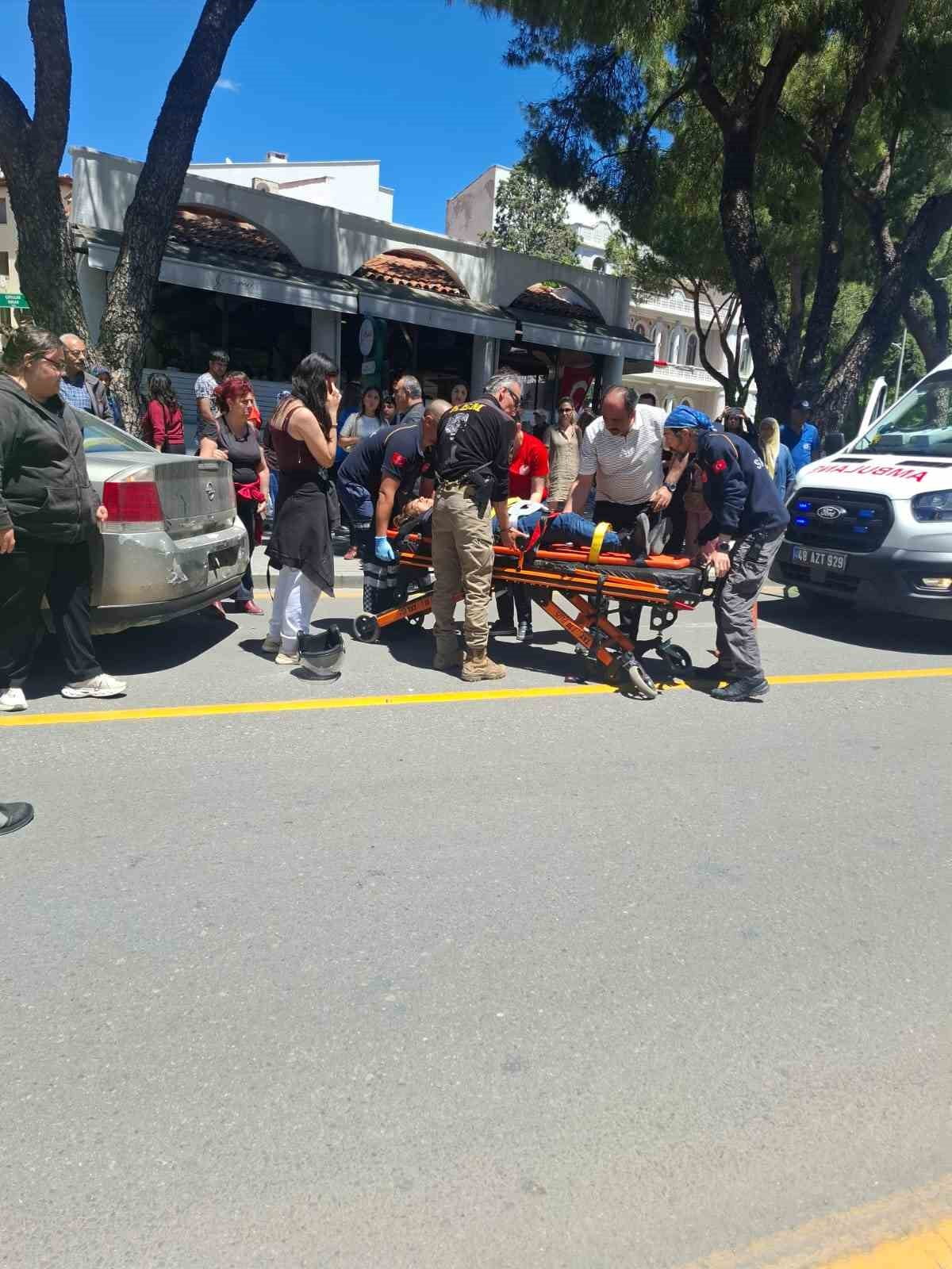 MENTEŞE’DE ÜÇ TEKERLEKLİ MOTOSİKLETİN OTOMOBİLE ARKADAN ÇARPMASI SONUCU MEYDANA GELEN KAZADA...
