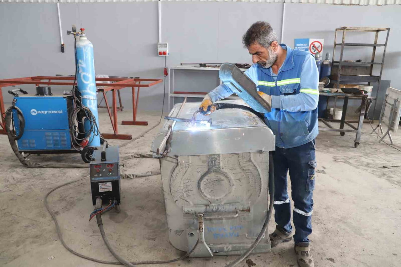 MERSİN'İN MERKEZ İLÇE AKDENİZ BELEDİYESİ, KISITLI BÜTÇESİNİ VERİMLİ KULLANMAK AMACIYLA KENDİ...