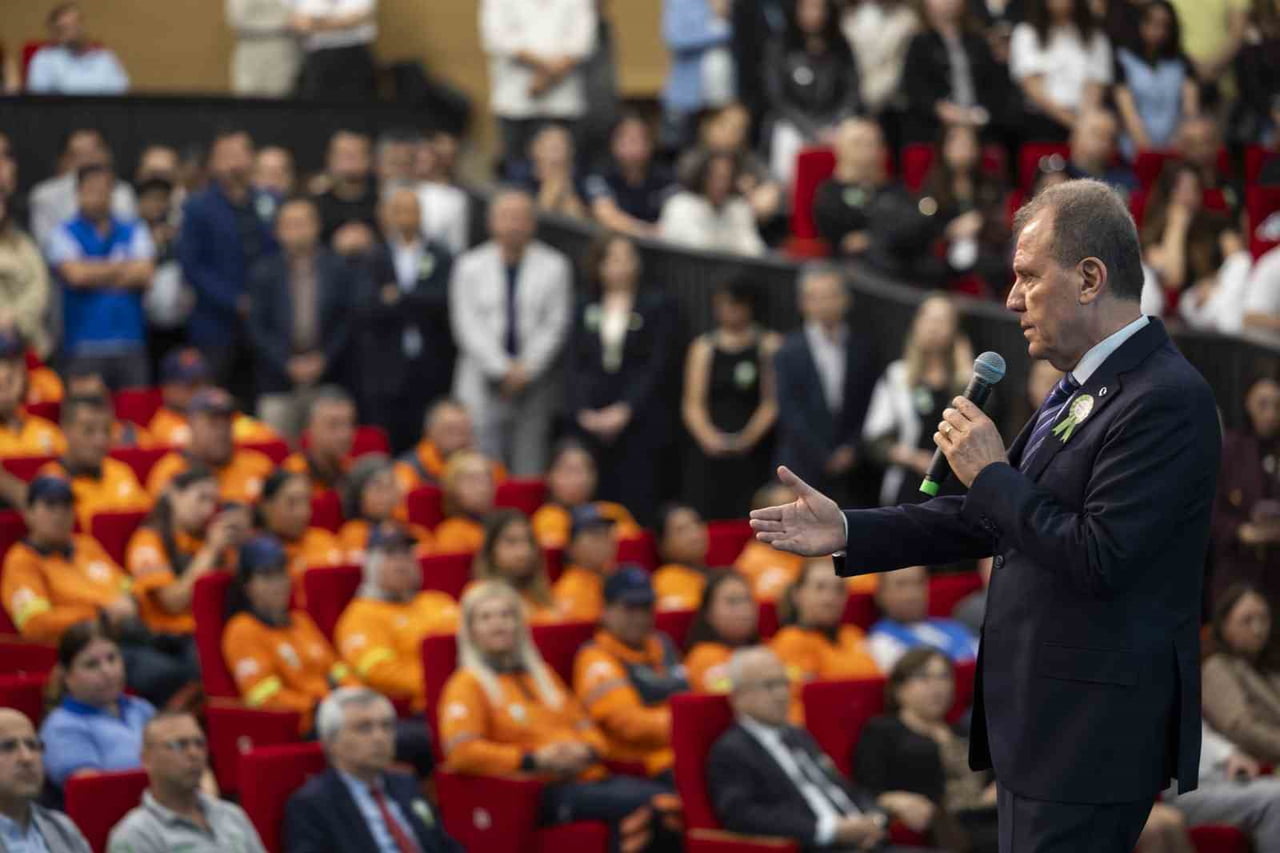 MERSİN BÜYÜKŞEHİR BELEDİYESİ İLE MESKİ İŞ BİRLİĞİNDE DÜZENLENEN ETİK HAFTASI ETKİNLİĞİNDE KONUŞAN...