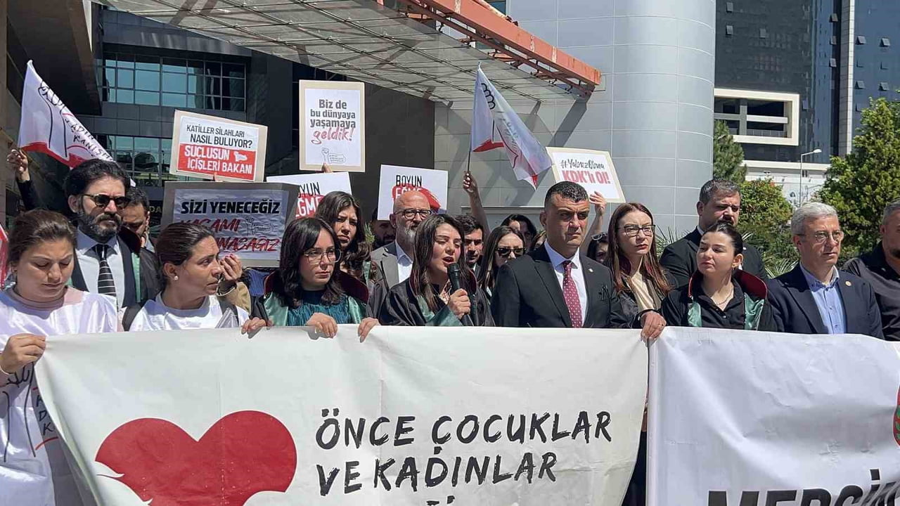 MERSİN’DE 16 YAŞINDAKİ HİRANUR NİLGÜN AYGAR’IN PARK HALİNDEKİ OTOMOBİLDE TABANCA İLE VURULARAK...