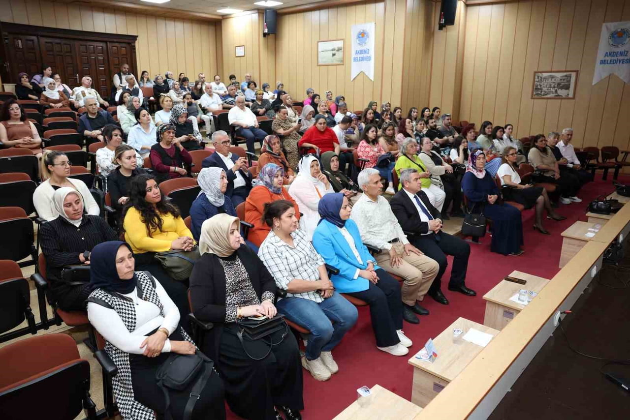 MERSİN’DE AKDENİZ BELEDİYESİ İLE AİLE VE SOSYAL HİZMETLER MERSİN İL MÜDÜRLÜĞÜ İŞ BİRLİĞİNDE...
