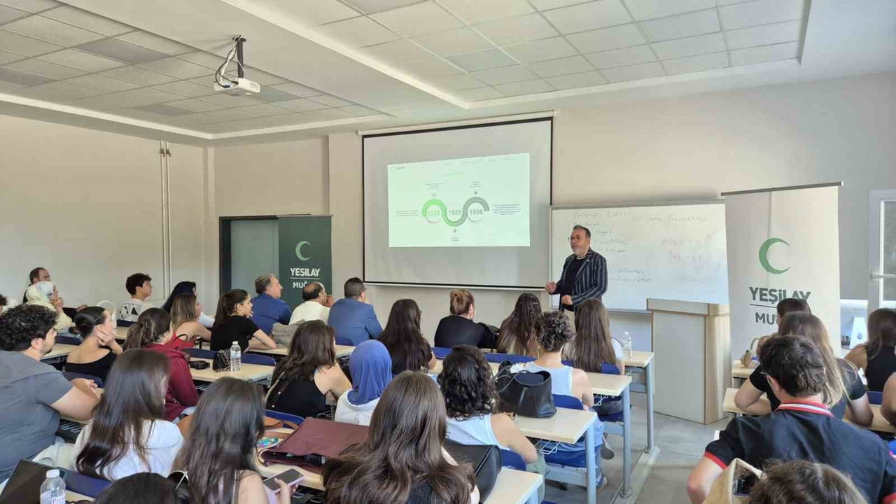 MİLAS VETERİNER FAKÜLTESİ’NDE ‘AİLEM BENİM HER ŞEYİM’ PANELİ