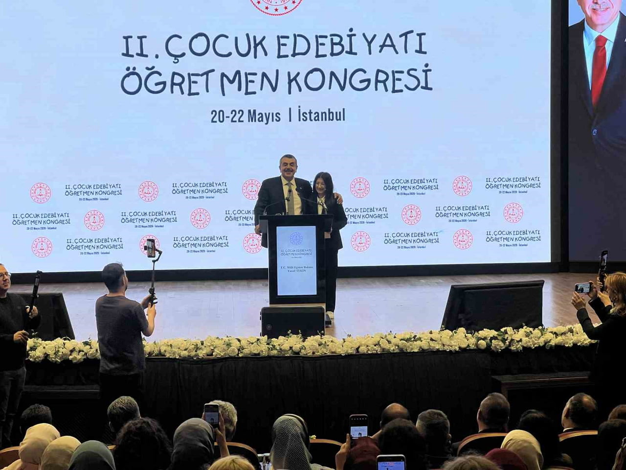 MİLLİ EĞİTİM BAKANI YUSUF TEKİN, 2. ÇOCUK EDEBİYATI ÖĞRETMEN KONGRESİ'NDE KONUŞTU