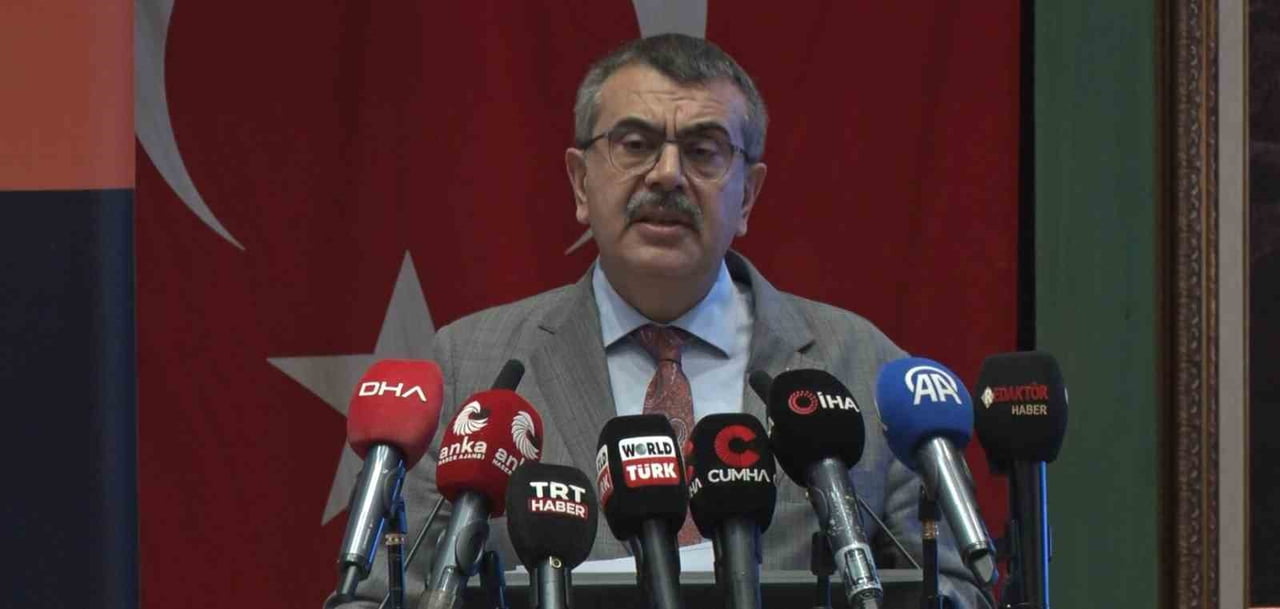 MİLLİ EĞİTİM BAKANI YUSUF TEKİN KONUŞMA YAPTIİ.