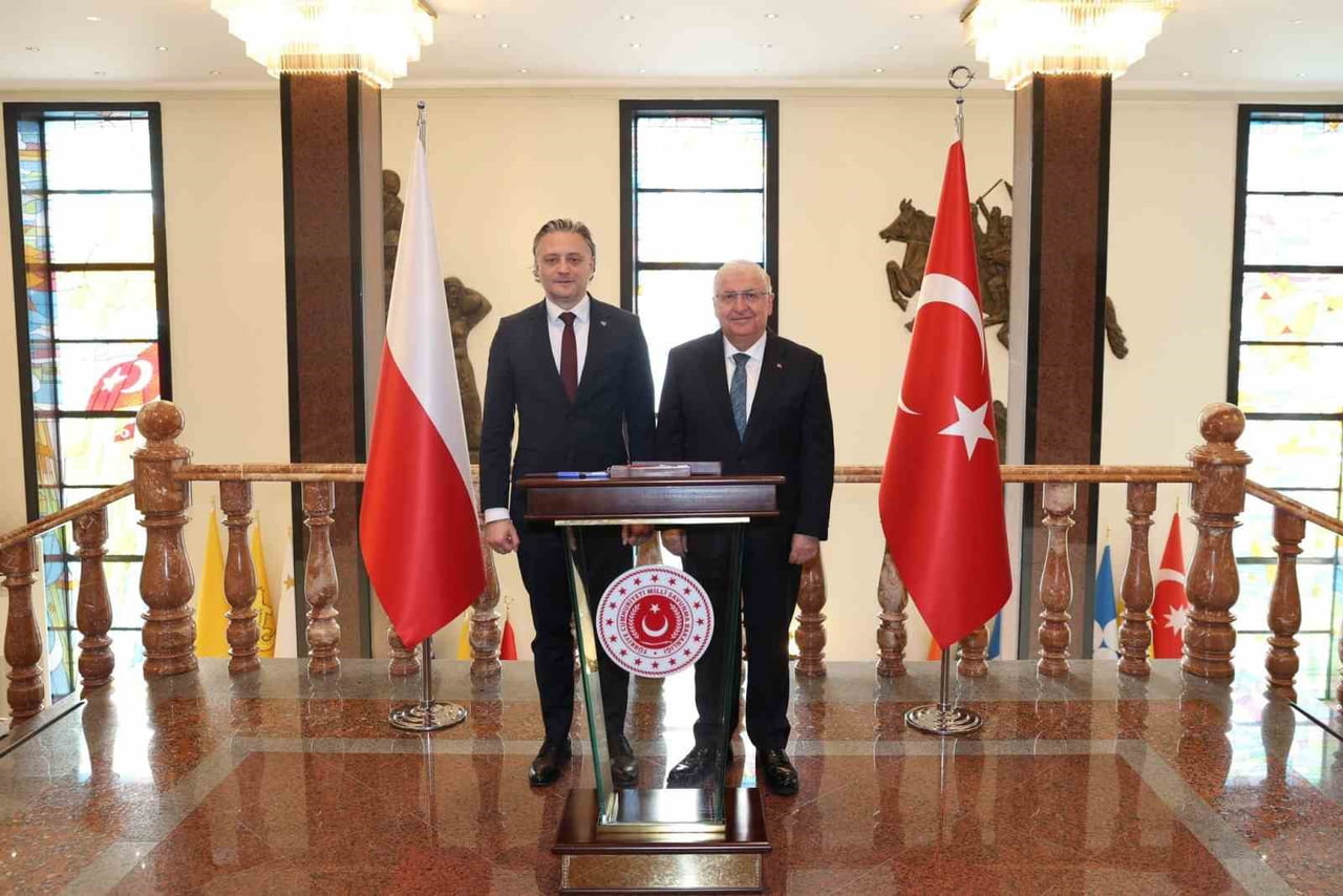 MİLLİ SAVUNMA BAKANI YAŞAR GÜLER, POLONYA DEVLET BAKANI VE MİLLİ GÜVENLİK KURULU BÜROSU BAŞKANI...