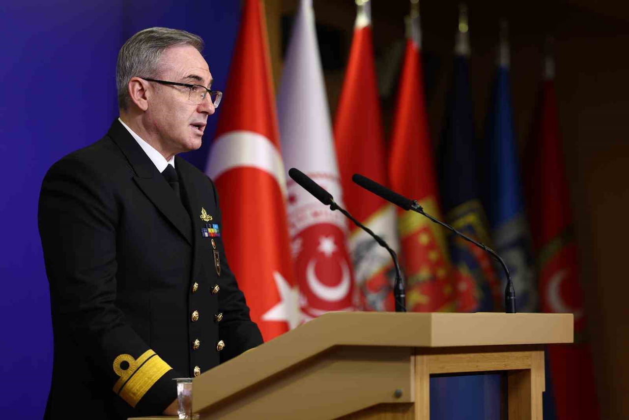 MİLLİ SAVUNMA BAKANLIĞI BASIN VE HALKLA İLİŞKİLER MÜŞAVİRİ TUĞAMİRAL ZEKİ AKTÜRK BASIN TOPLANTISI...