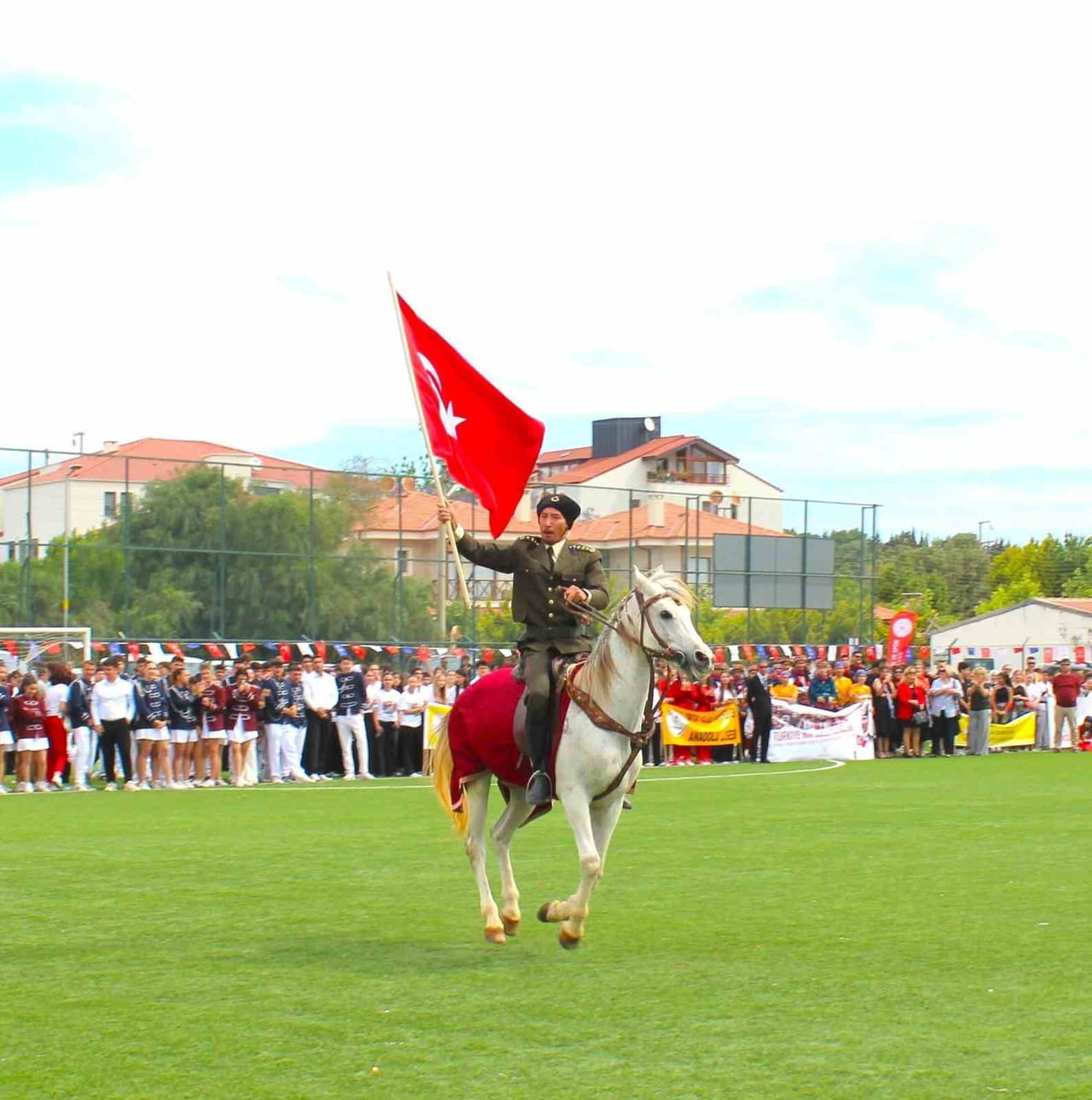 MUĞLA'NIN DATÇA İLÇESİNDE 19 MAYIS ATATÜRK'Ü ANMA, GENÇLİK VE SPOR BAYRAMI KAPSAMINDA DÜZENLENEN...