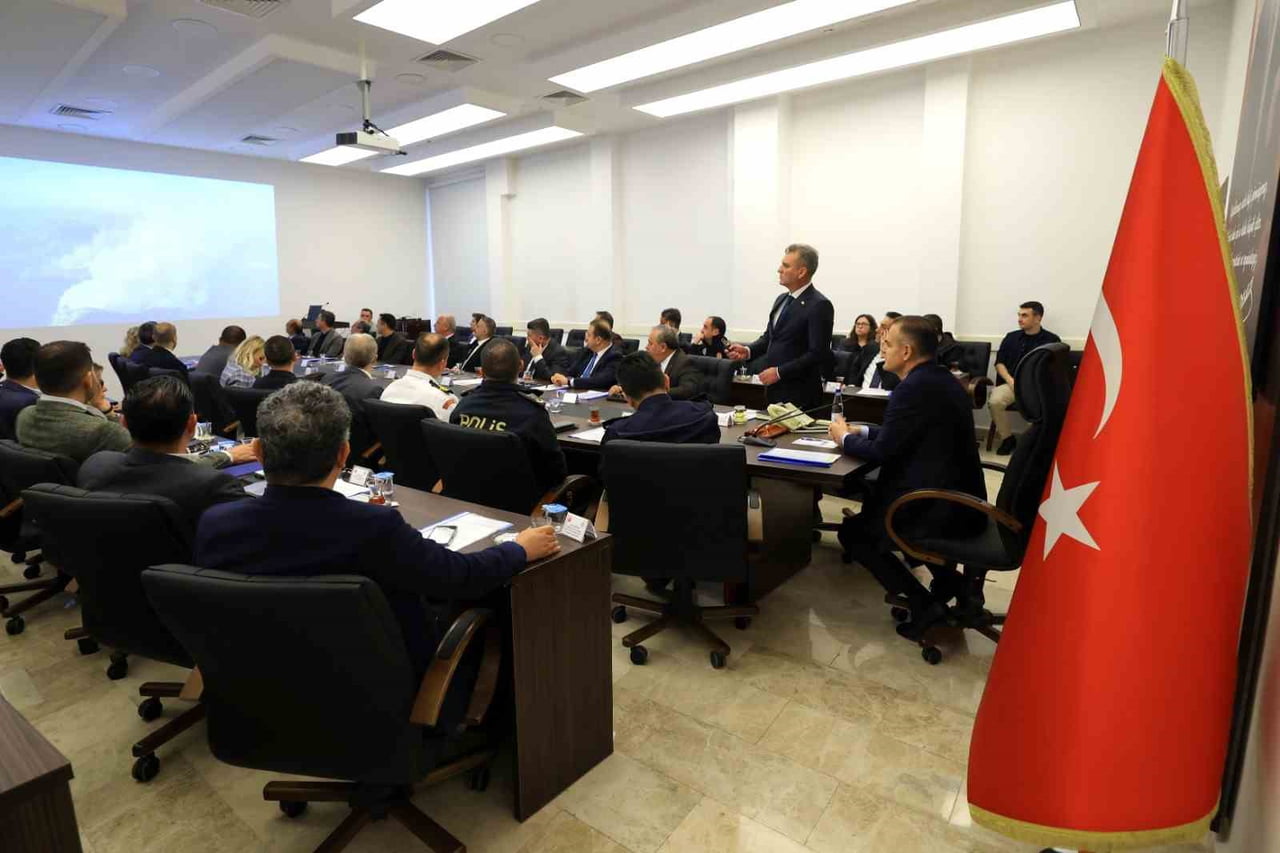 MUĞLA’DA 2026 YILI "ORMAN YANGINLARIYLA MÜCADELE KOMİSYON TOPLANTISI" YAPILDI