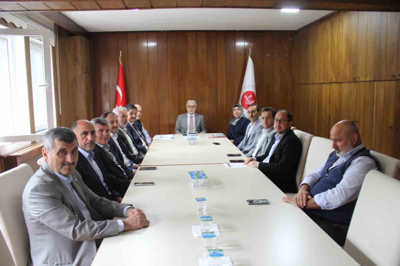 MUĞLA’DA İLÇE MÜFTÜLERİ "MAYIS AYI" GÜNDEMİYLE TOPLANDI
