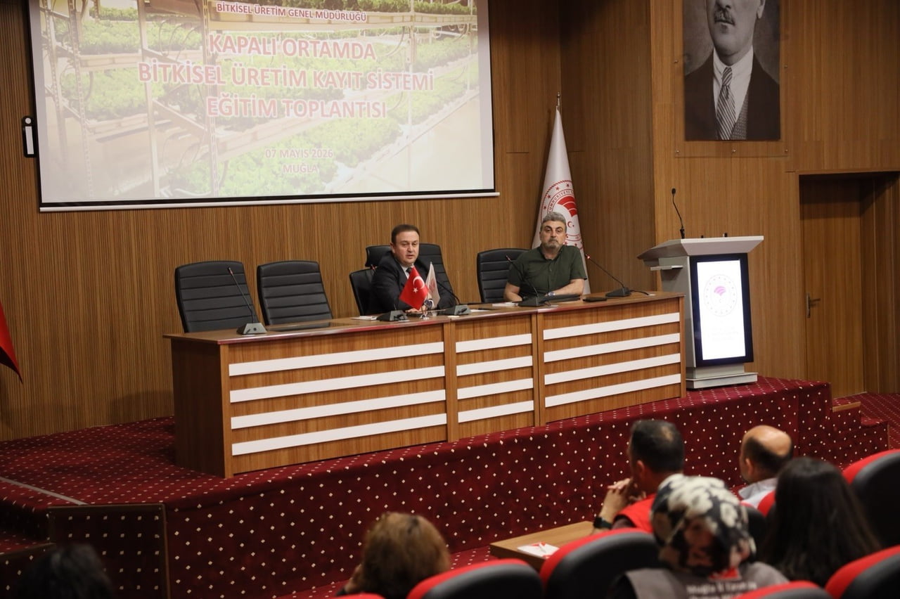 MUĞLA’DA KAPALI ORTAM ÜRETİMİNDE YENİ DÖNEM KOBÜKS EĞİTİMİ GERÇEKLEŞTİRİLDİ