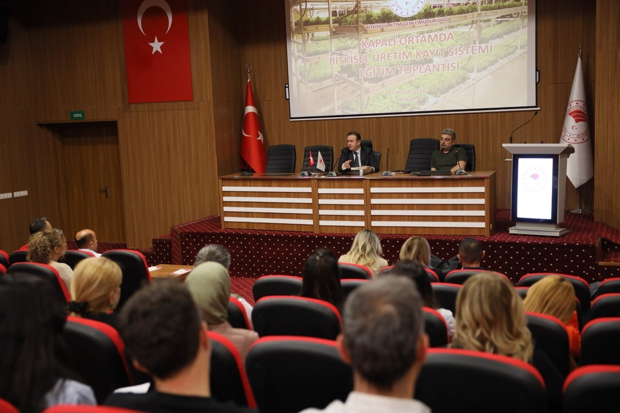MUĞLA’DA KAPALI ORTAM ÜRETİMİNDE YENİ DÖNEM KOBÜKS EĞİTİMİ GERÇEKLEŞTİRİLDİ