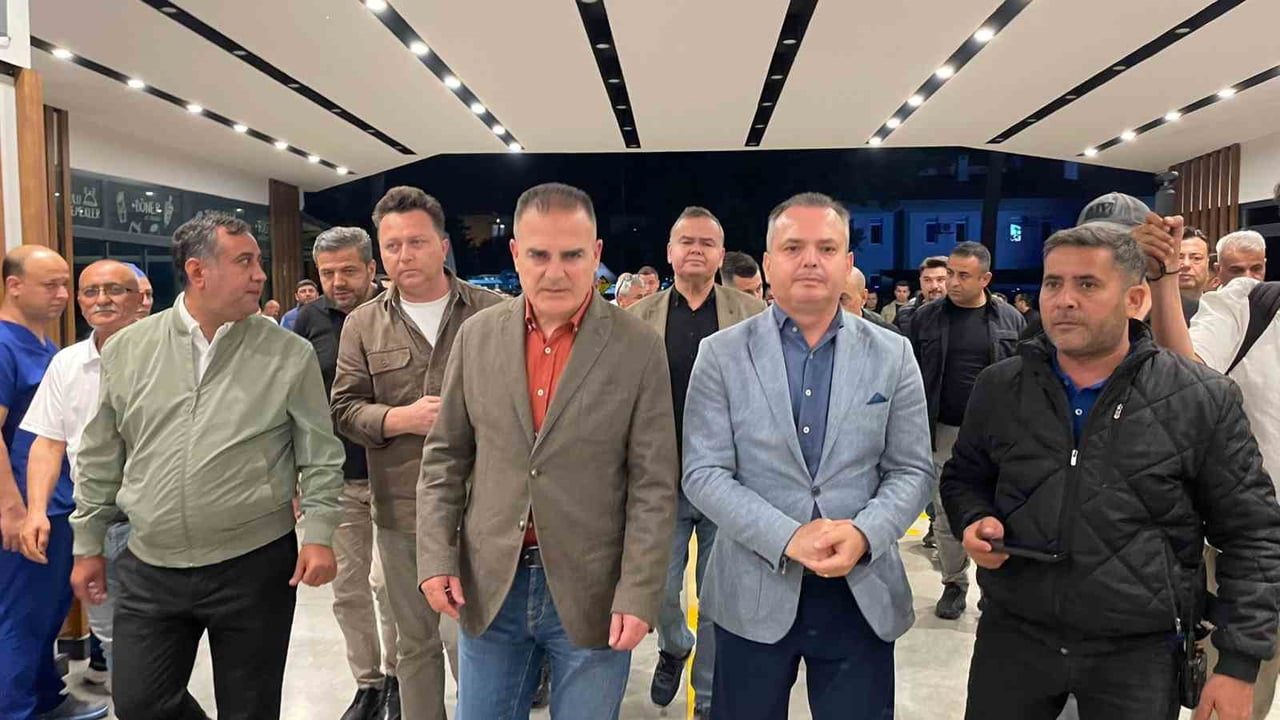 MUĞLA’NIN FETHİYE İLÇESİNDE BELEDİYE BAŞKANI ALİM KARACA’NIN SİLAHLI SALDIRIDA YARALANMASININ...