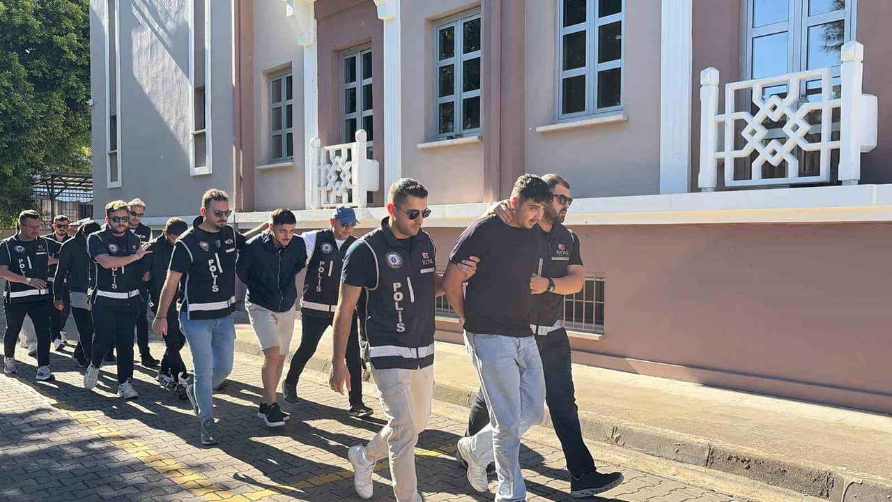 MUĞLA’NIN FETHİYE İLÇESİNDE BELEDİYE BAŞKANI ALİM KARACA’YA YÖNELİK GERÇEKLEŞTİRİLEN SİLAHLI...