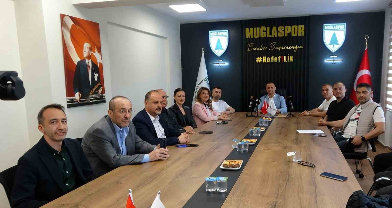 MUĞLASPOR BAŞKANI MENAF KIYANÇ, KULÜBÜN GELECEĞİ İÇİN YÜZDE 99 ADAY OLMAYACAĞINI...