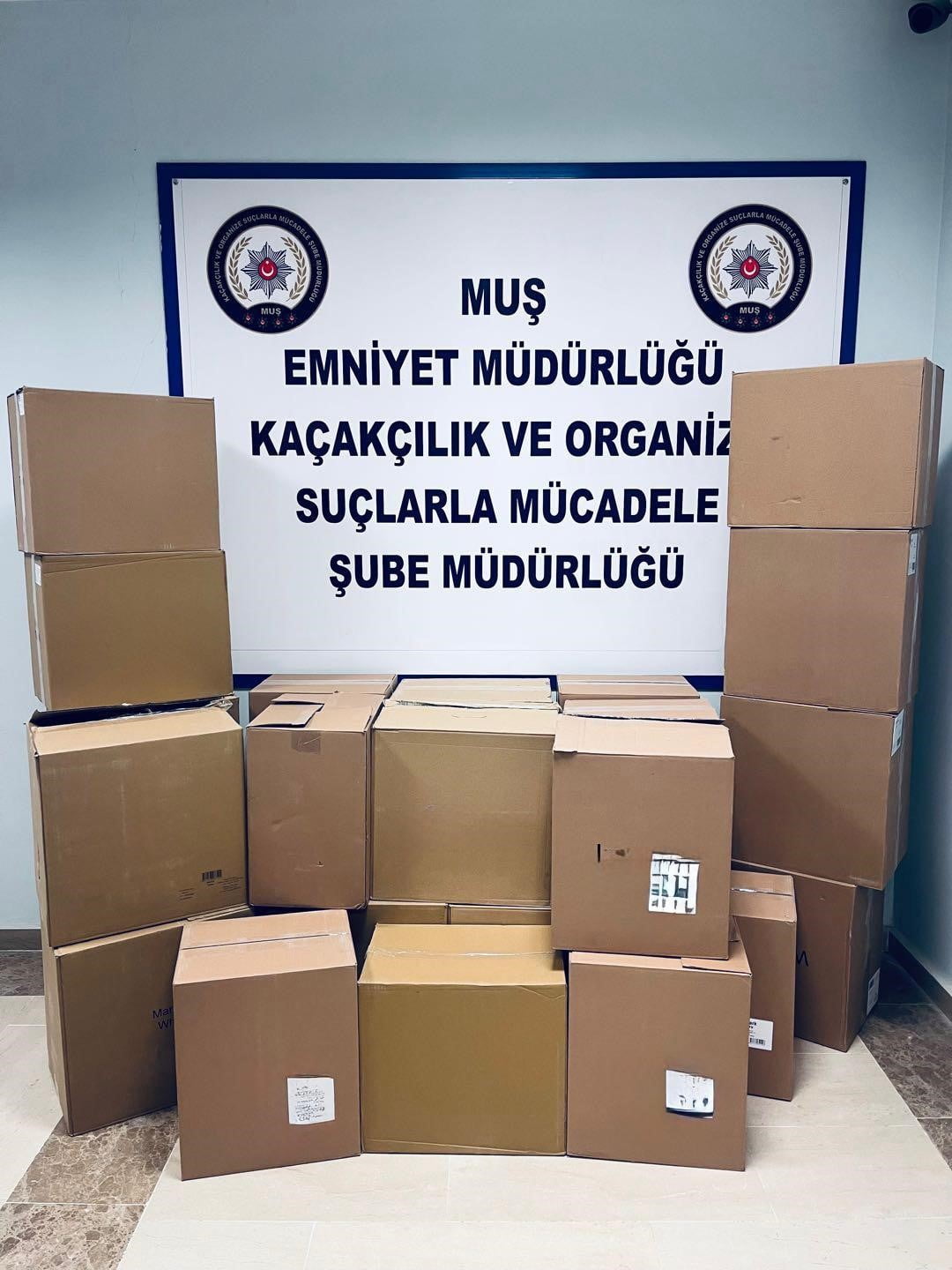 MUŞ İL EMNİYET MÜDÜRLÜĞÜ EKİPLERİNCE YÜRÜTÜLEN ÇALIŞMALAR KAPSAMINDA BİR KARGODA YAPILAN ARAMADA...
