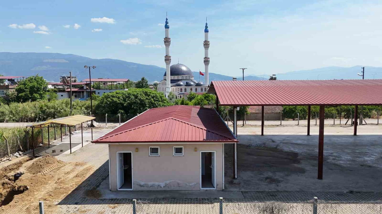 NAZİLLİ BELEDİYESİ’NDEN GÜZELKÖY’DE YENİLEME ÇALIŞMASI