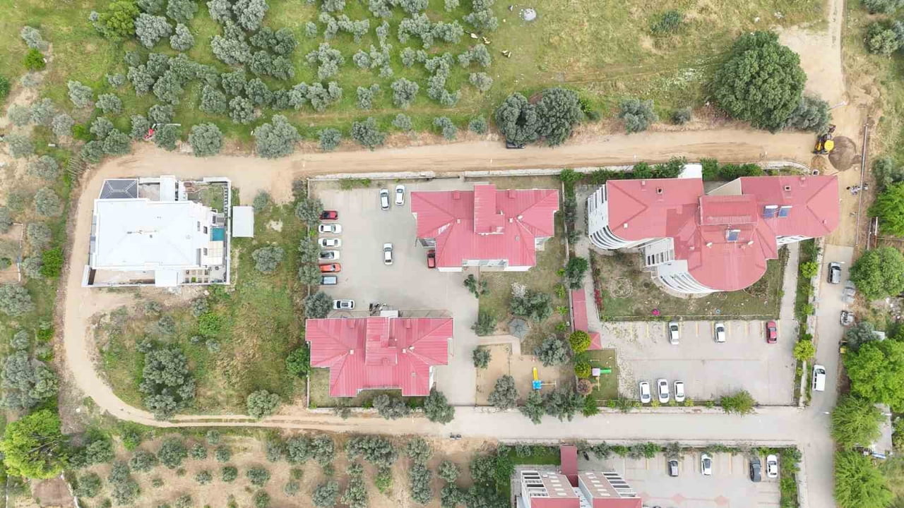 NAZİLLİ BELEDİYESİ’NDEN OCAKLI MAHALLESİ’NE YENİ YOL