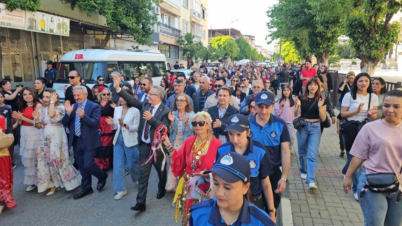 NAZİLLİ’DE BAHARIN COŞKUSU KAKAVA ŞENLİKLERİ İLE BAŞLADI