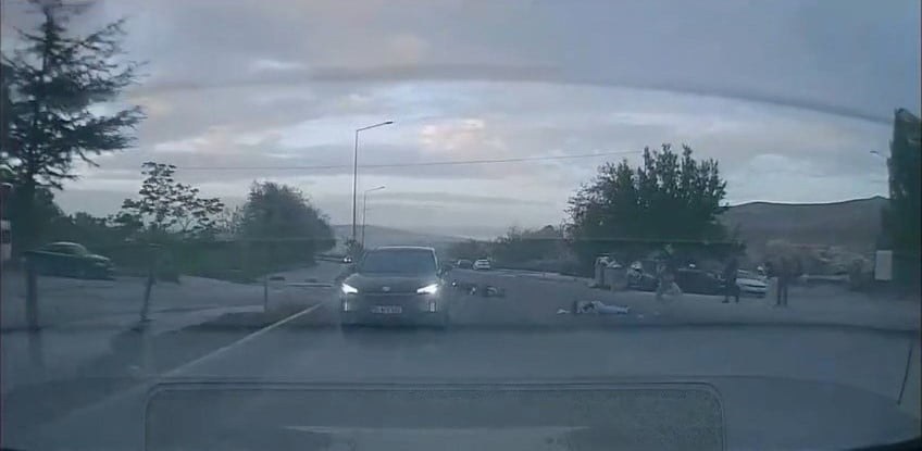 NEVŞEHİR’DE MOTOSİKLETİN YAYAYA ÇARPMASI SONUCU MEYDANA GELEN TRAFİK KAZASINDA 2 KİŞİ YARALANDI....