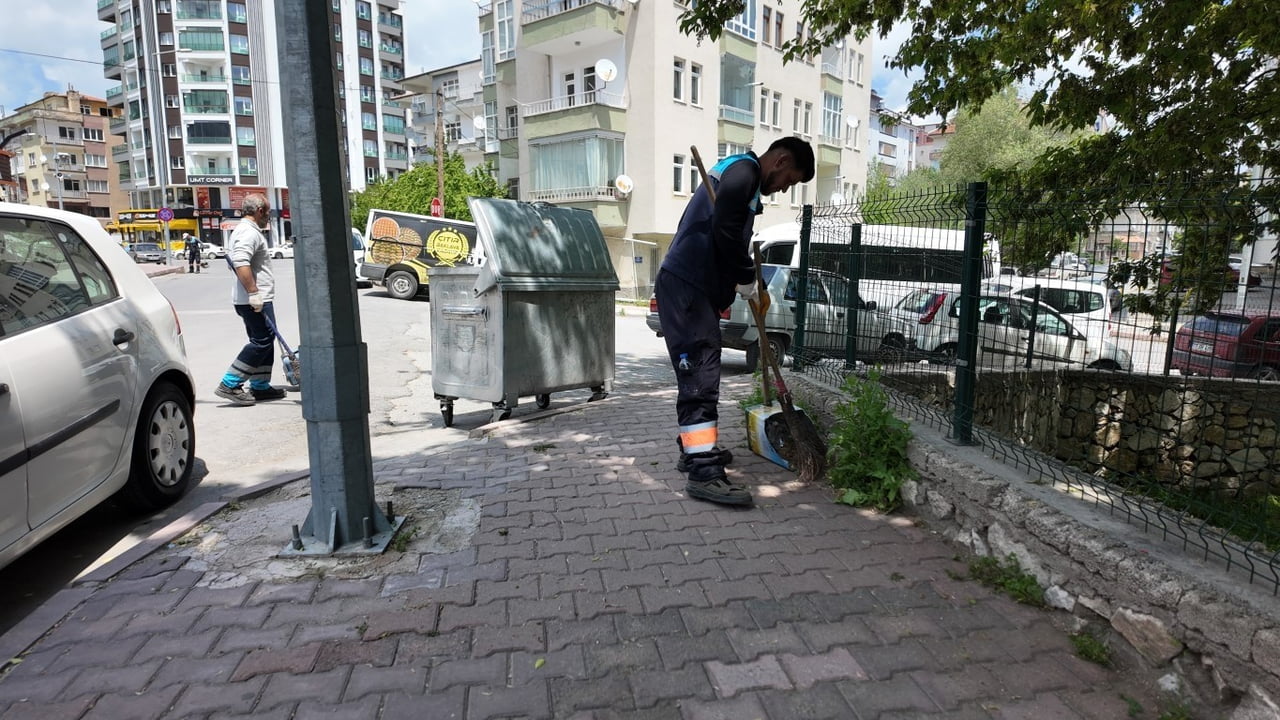 NİĞDE BELEDİYESİ’NDEN KURBAN BAYRAMI’NA ÖZEL TEMİZLİK