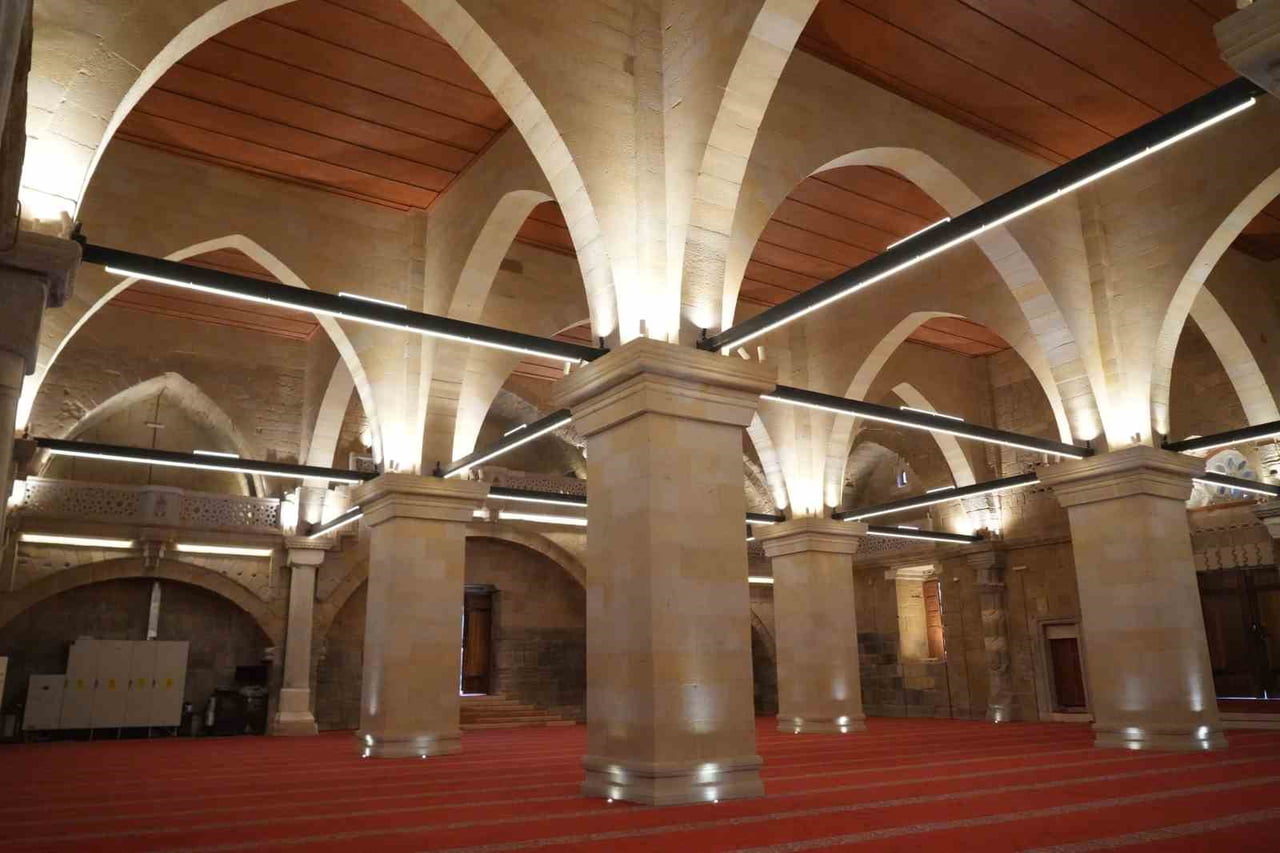 NİĞDE’NİN TARİHİ MİRASI SUNGURBEY CAMİİ’NDE RESTORASYON TAMAMLANDI