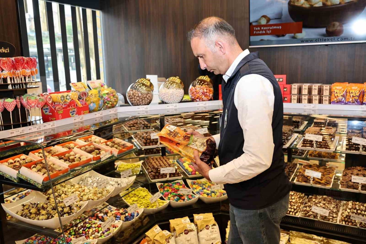NİLÜFER BELEDİYESİ, KURBAN BAYRAMI ÖNCESİNDE VATANDAŞLARIN SAĞLIKLI VE GÜVENLİ GIDAYA ULAŞMASI...