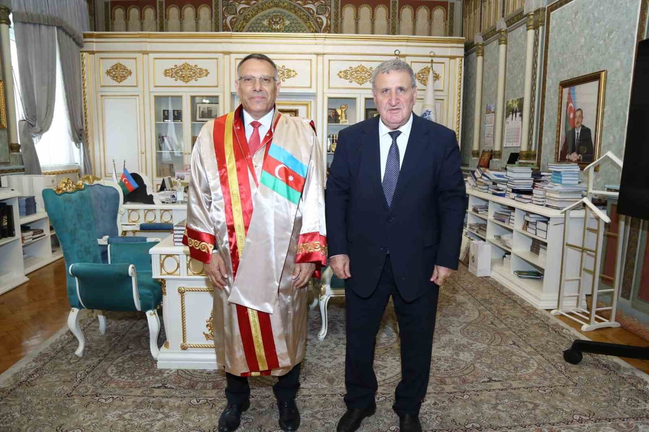 NOBEL ÖDÜLLÜ AZİZ SANCAR’IN ARDINDAN REKTÖR GÜREL’E DE FAHRİ PROFESÖRLÜK UNVANI...