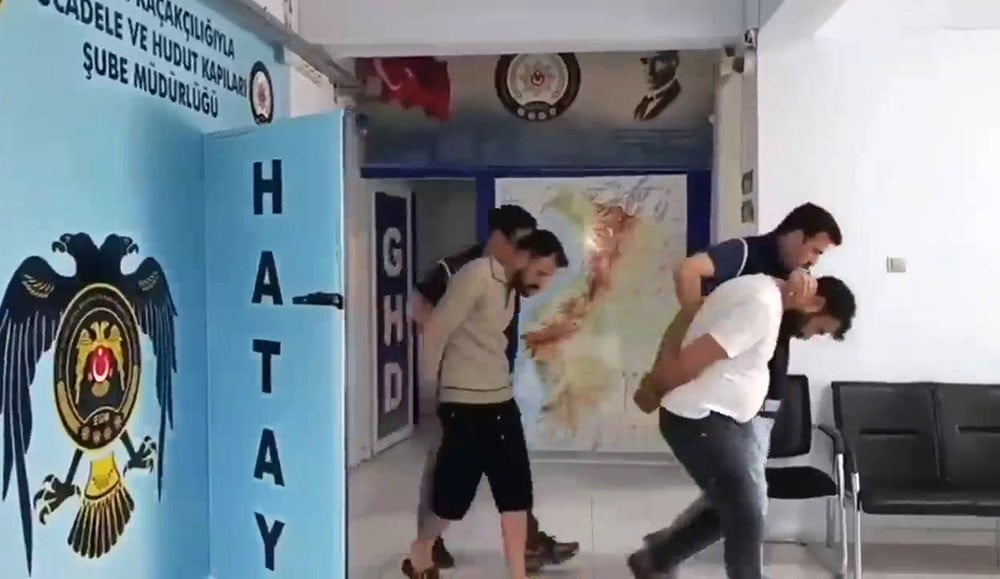 OLAYLA GÖZALTINA ALINAN 2 ORGANİZATÖR SEVK EDİLDİKLERİ ADLİ MAKAMLARCA TUTUKLANDI.