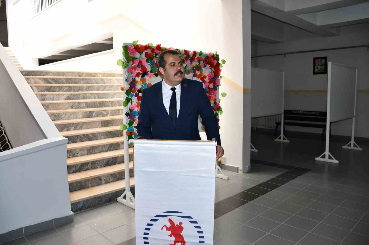 ONDOKUZ MAYIS ÜNİVERSİTESİ VEZİRKÖPRÜ MESLEK YÜKSEKOKULU ÇOCUK BAKIMI VE GENÇLİK HİZMETLERİ BÖLÜMÜ...