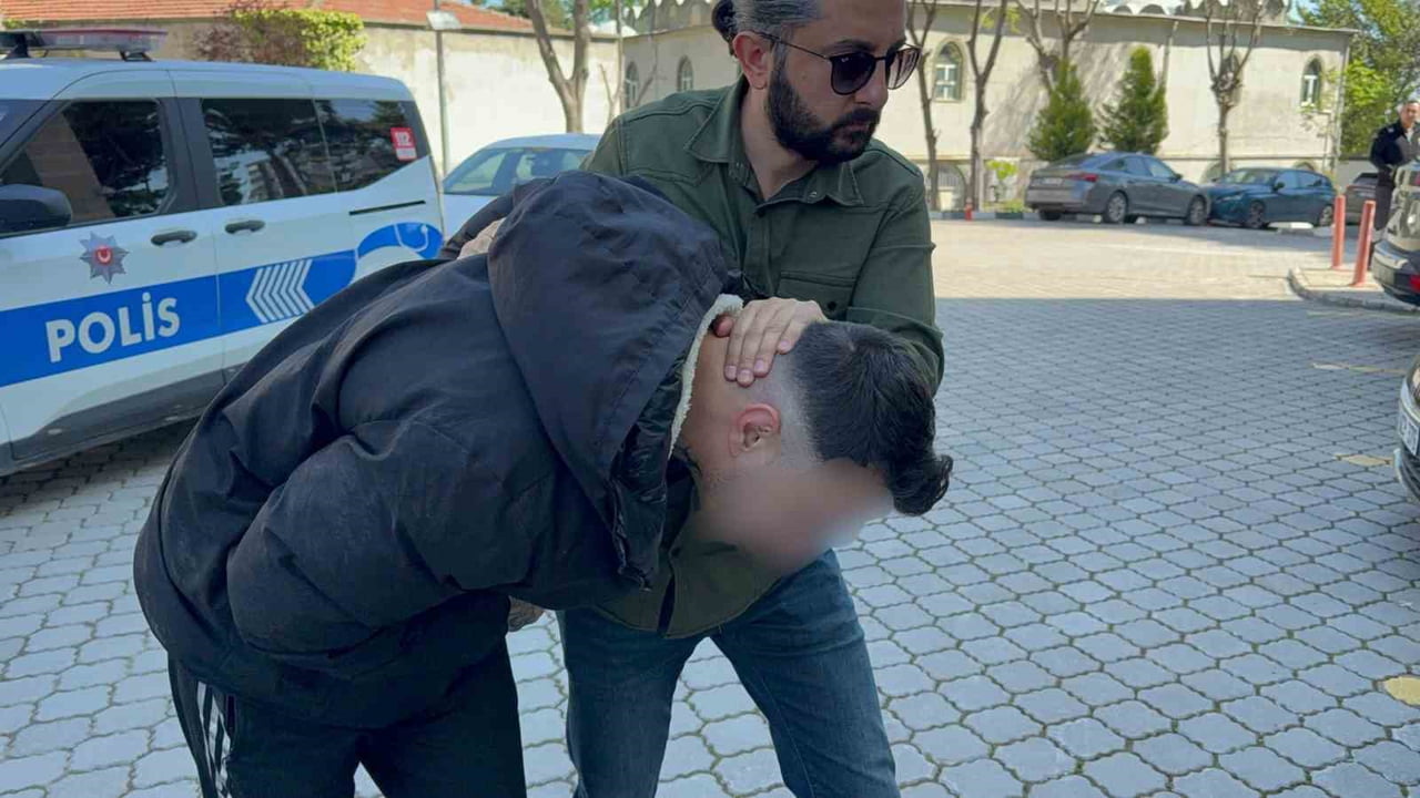 OPERASYONDA GÖZALTINA ALINAN M.C.C.(30), EMNİYETTEKİ İŞLEMLERİNİN ARDINDAN BUGÜN SAMSUN...