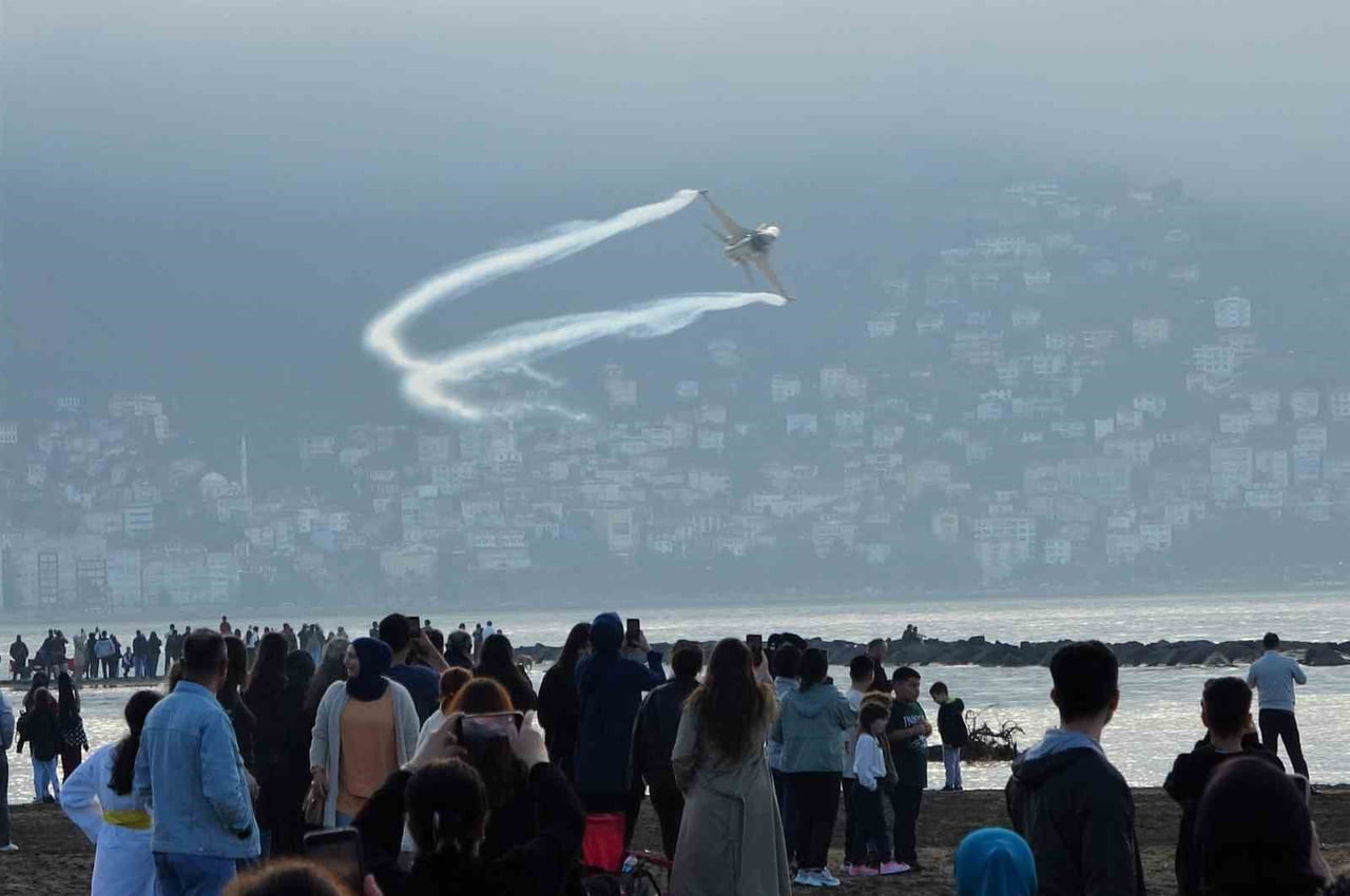 ORDU SOLOTÜRK GÖSTERİSİ