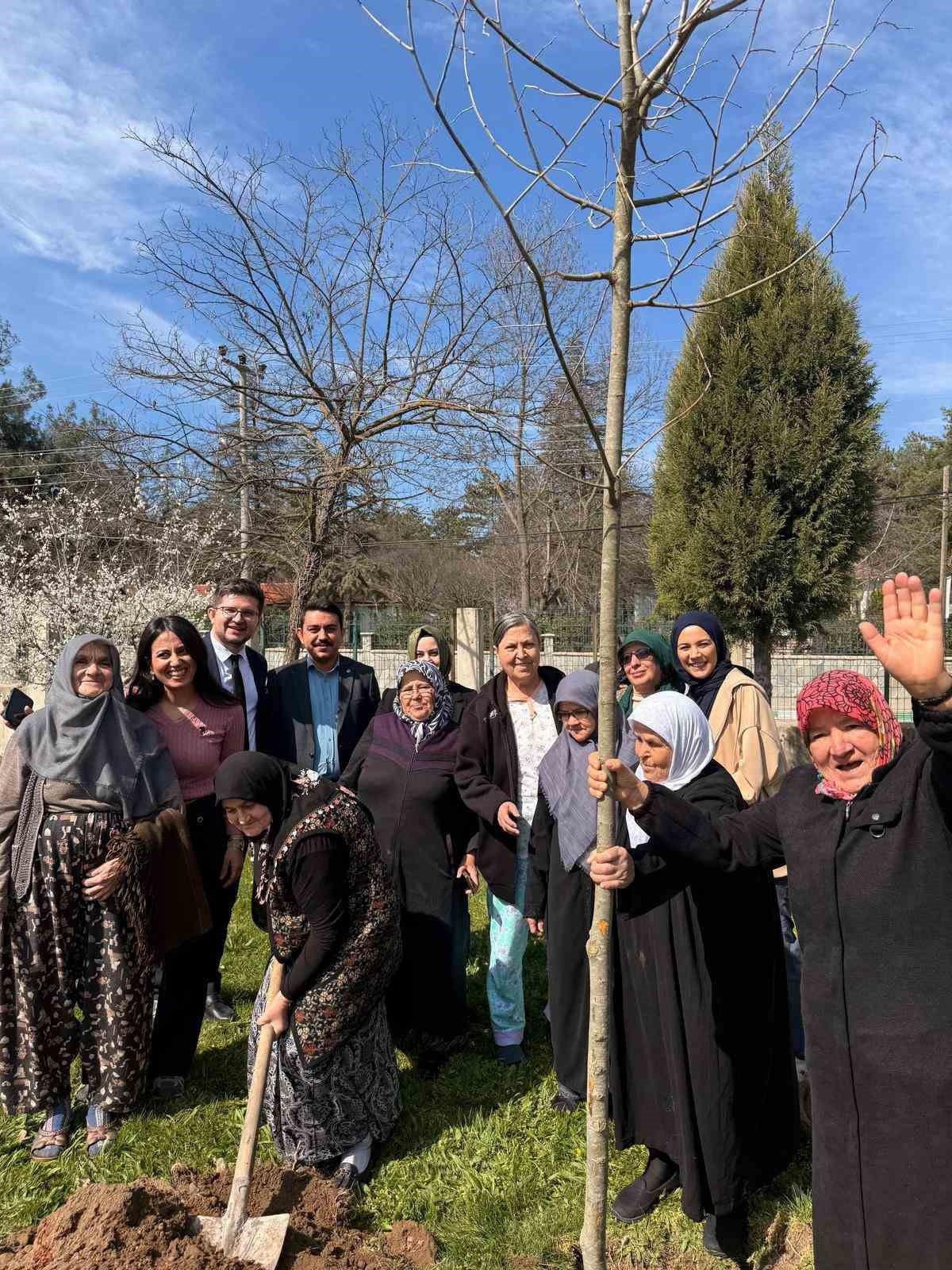 ORHANELİ DEVLET HASTANESİ, PALYATİF BAKIM SERVİSİNDE TEDAVİ GÖREN HASTALAR VE HASTA YAKINLARI...
