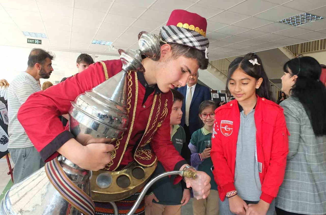 OSMANLI ŞERBETİ İKRAM ETTİ