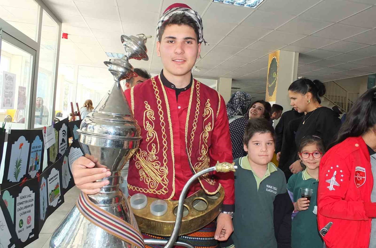 OSMANLI ŞERBETİ İKRAM ETTİ