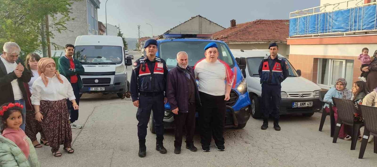 ÖZEL GEREKSİNİMLİ SELİMCAN’IN ASKER HAYALİ GERÇEK OLDU