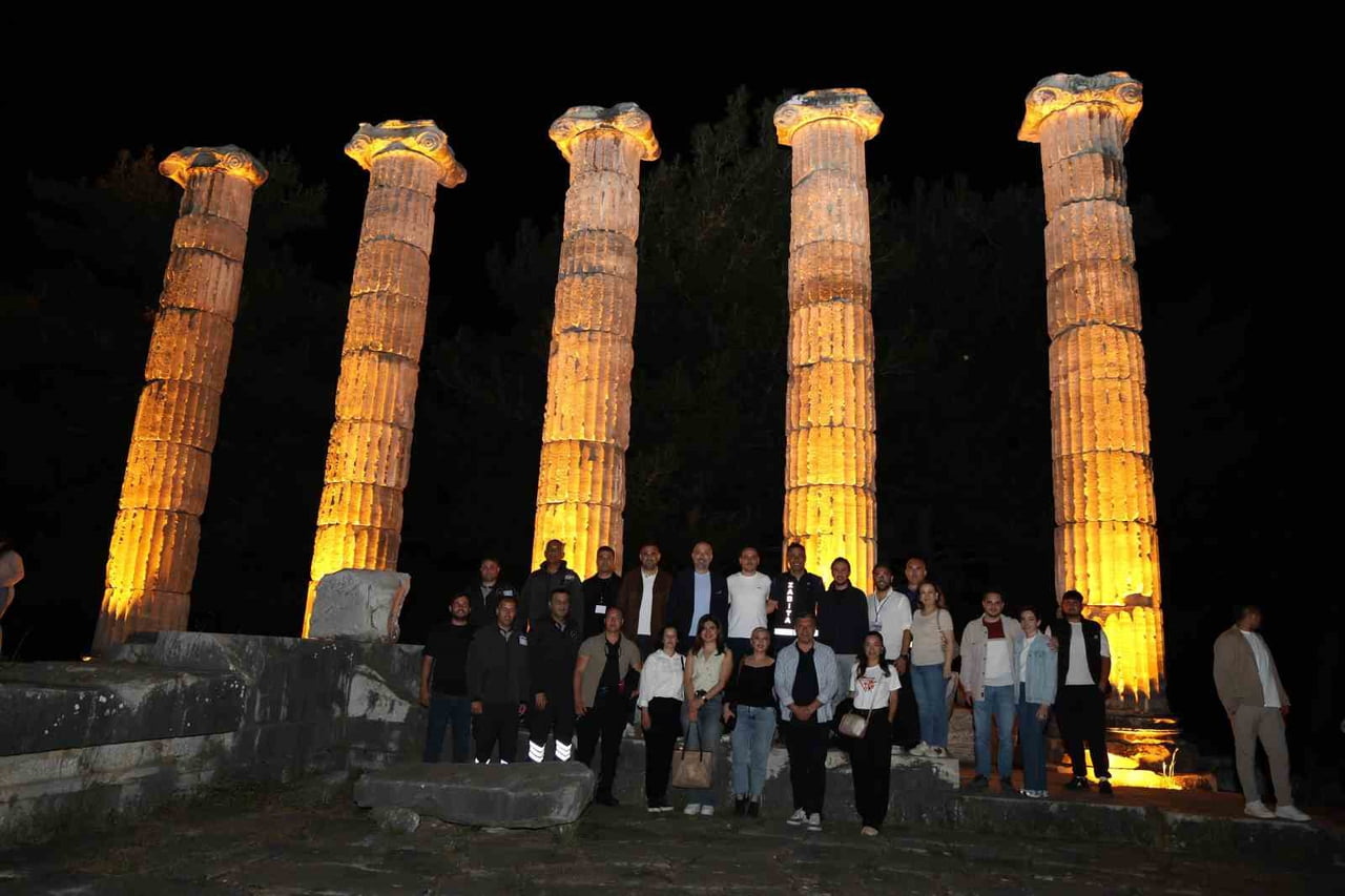 PRİENE'NİN GECE GÖRÜNTÜLERİ