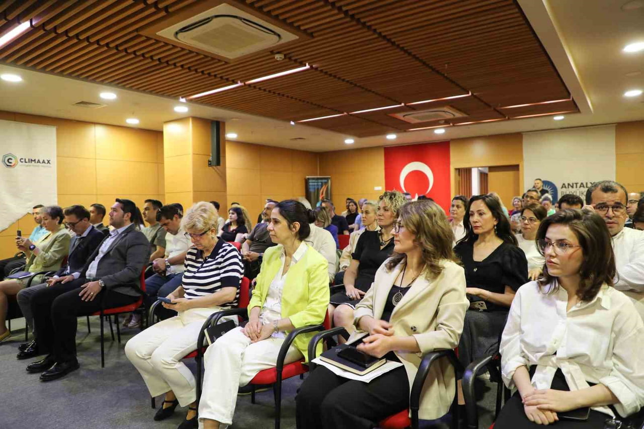 "İKLİM DEĞİŞİKLİĞİNDE BİLİMDEN EYLEME: ANTALYA’NIN AŞIRI SICAKLARDAN ETKİLENEBİLİRLİĞİ...