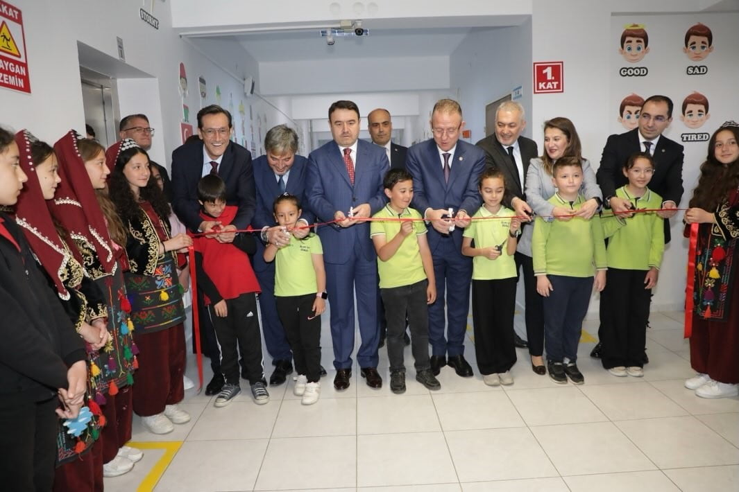 "İNGİLİZCE KORİDORU" PROJESİNİN TANITIMI YAPILDI