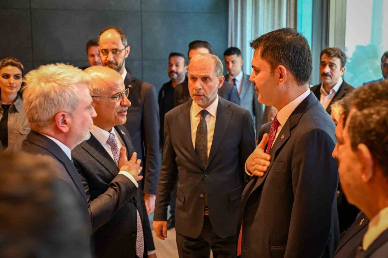 "TÜRKİYE'NİN COP31'E GİDEN YOLU: DİRENÇLİ ŞEHİRLER" PANELİ YAPILDI