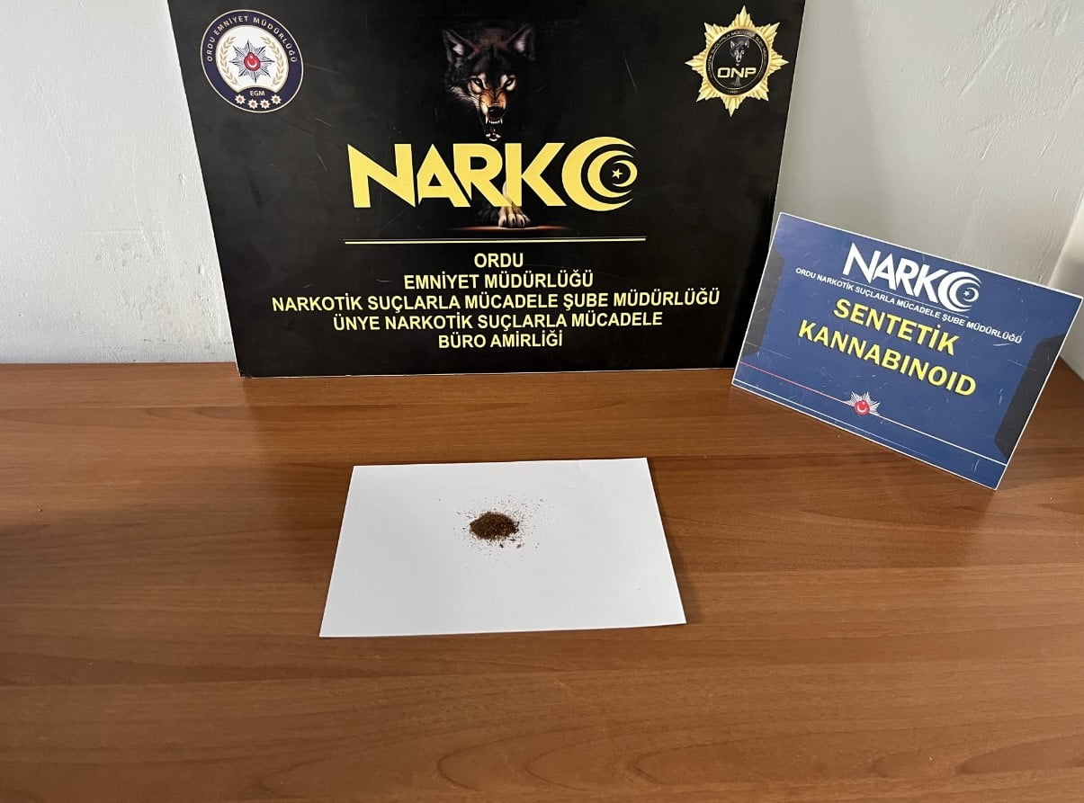 ŞAHSIN ÜZERİNE ELE GEÇİRİLEN UYUŞTURUCU MADDE