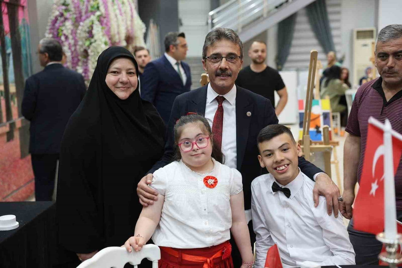SAKARYA’NIN ERENLER İLÇESİNDE ENGELLİLER HAFTASI DOLAYISIYLA BELEDİYE TARAFINDAN ÖZEL BİREYLER VE...