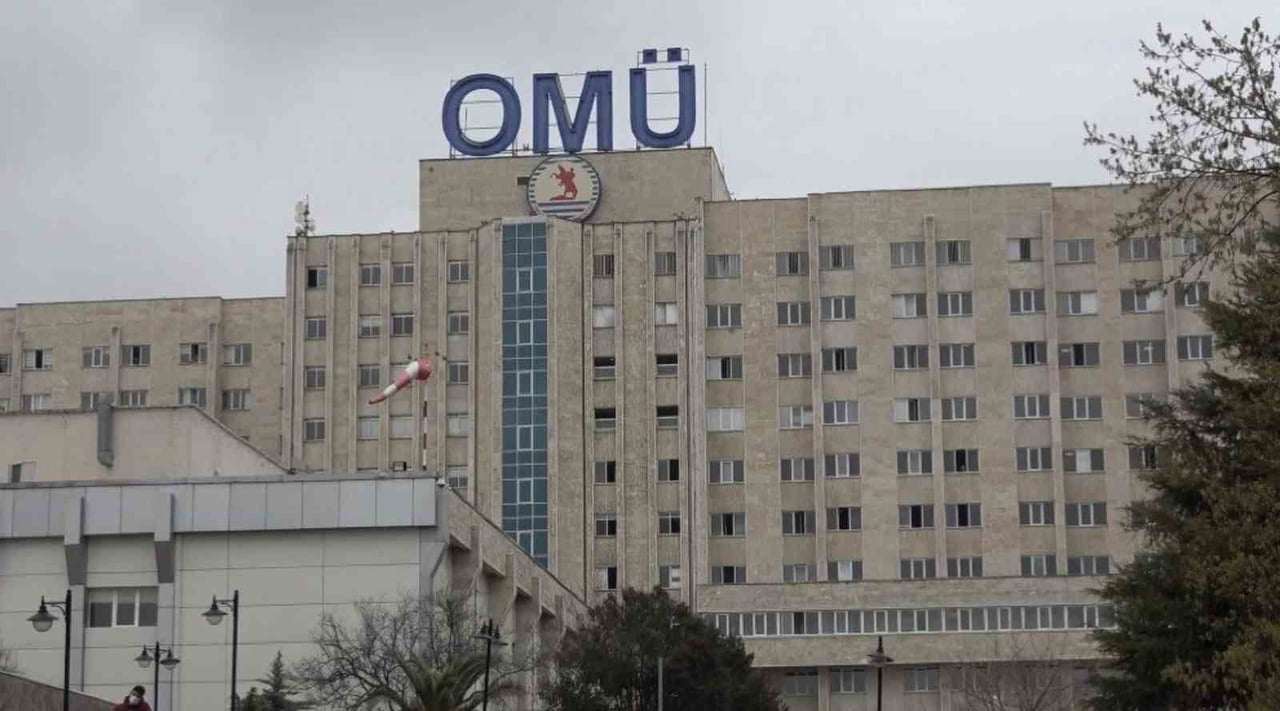 SAMSUN'DA ONDOKUZ MAYIS ÜNİVERSİTESİ (ÖMÜ) SAĞLIK UYGULAMA VE ARAŞTIRMA MERKEZİNDE GÖREV YAPAN...