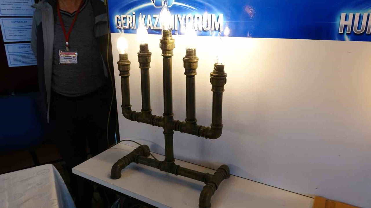 SAMSUN’DA ATAKUM MESLEKİ VE TEKNİK ANADOLU LİSESİ ÖĞRENCİLERİ, HURDA TESİSAT MALZEMELERİNİ GERİ...
