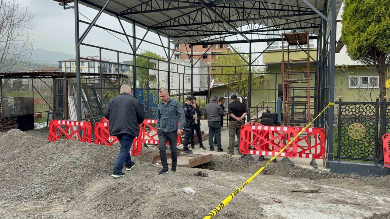 SAMSUN’DA " KAZIĞIMI NİYE ALDIN" TARTIŞMASININ KAVGAYA DÖNÜŞMESİ ÜZERİNE 2 KİŞİ TÜFEKLE VURULARAK...