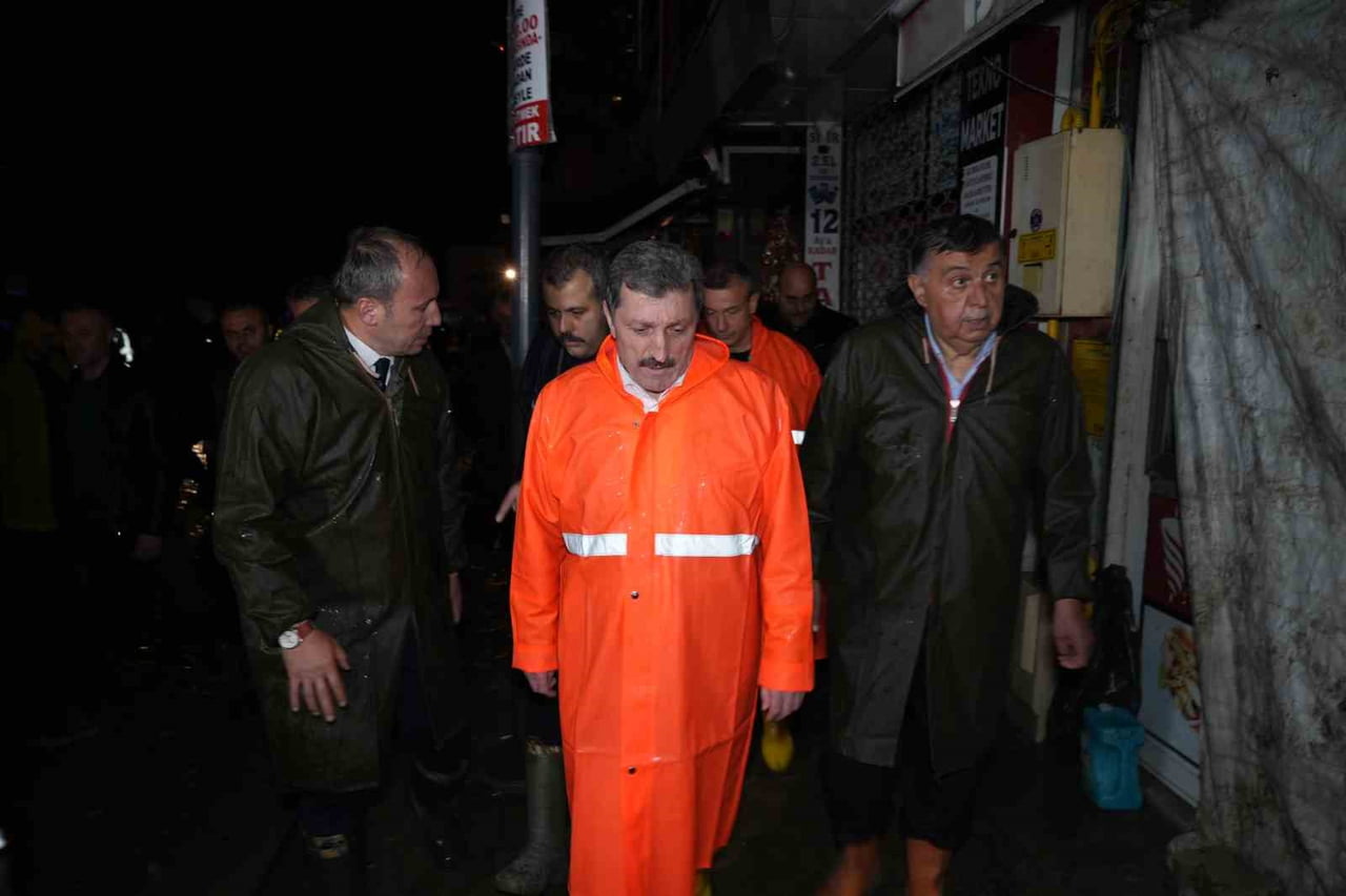 SAMSUN’UN HAVZA İLÇESİNDE YAŞANAN SEL FELAKETİYLE İLGİLİ SAMSUN VALİSİ ORHAN TAVLI, "CAN KAYBIMIZ...