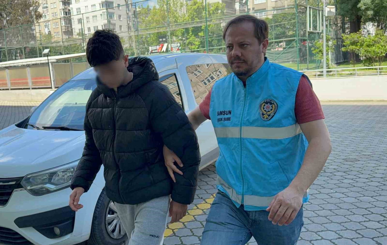 SAMSUN’UN İLKADIM İLÇESİNDE NARKOTİK EKİPLERİNİN DÜZENLEDİĞİ OPERASYONDA GÖZALTINA ALINAN 17...